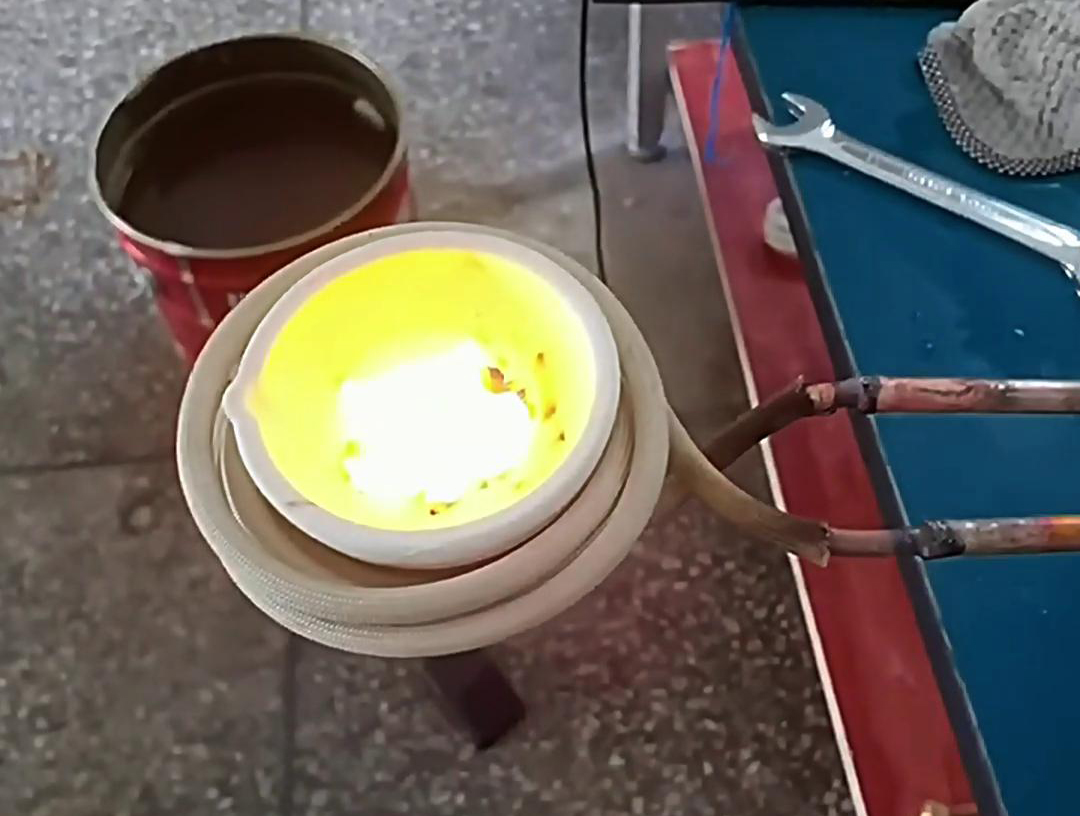 220V 小型高频熔炼炉：小功率高温度的贵金属与金属熔炼利器(图3)