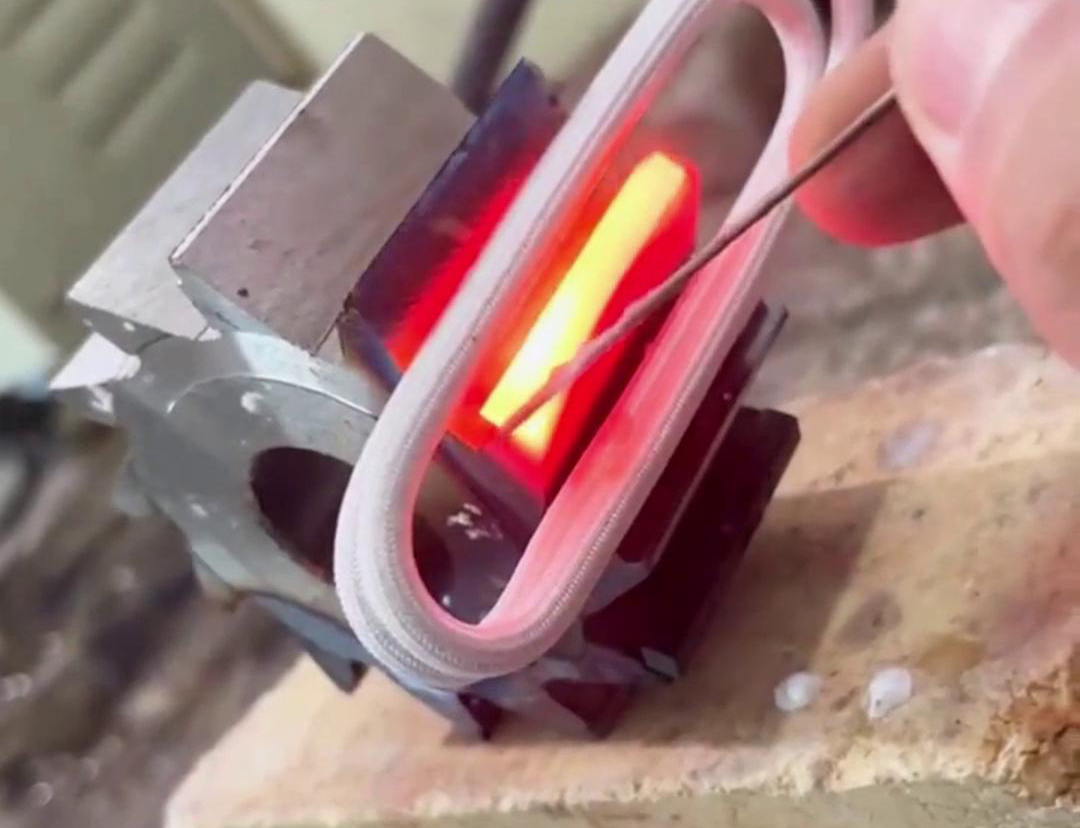 香蕉视频在线观看免费高频焊接机助力齿轮齿牙断裂修复