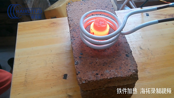 高频香蕉视频啪啪啪加热设备淬火.jpg